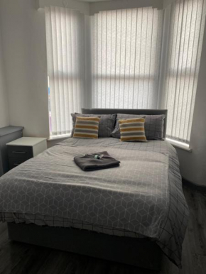 Woodcroft Short Stay Lets
